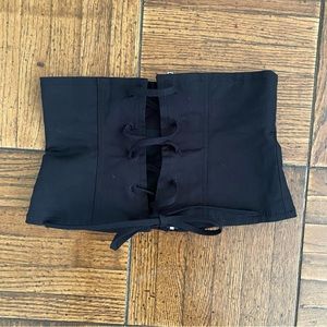 Aritzia Wilfred Corset Tie Up Zipper Black